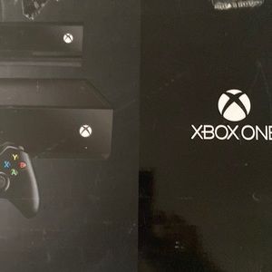 Original Xbox Day Original with Kinect Sensor